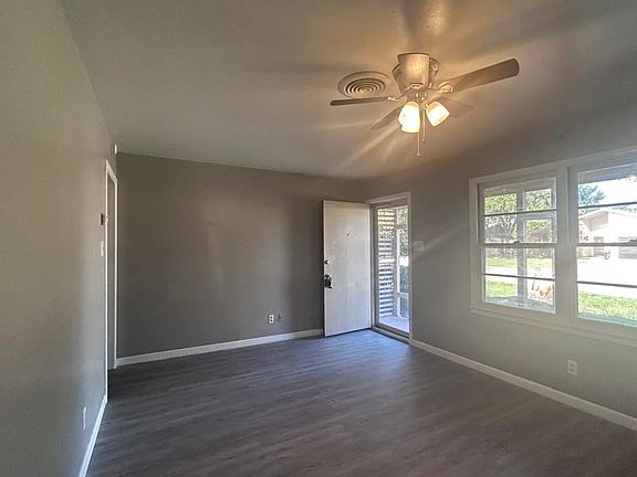 2nd image of 2841 San Miguel Dr