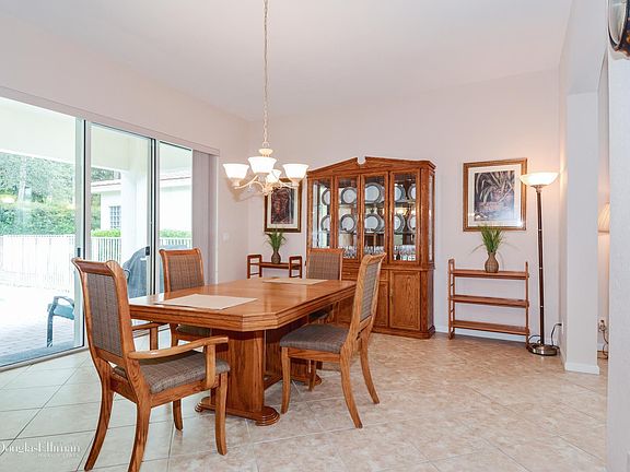 4th image of 9327 Plantation Estates Dr