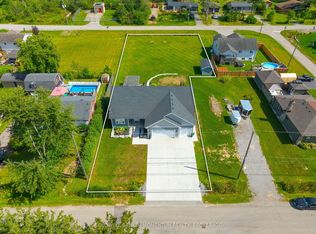 104 Neva Rd, Fort Erie, ON L0S 1N0
