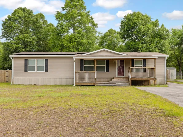 1521 Trotter Way, Baker, FL 32531