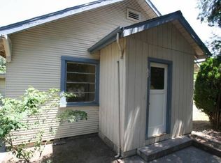 750 N Rose St, Phoenix, OR 97535