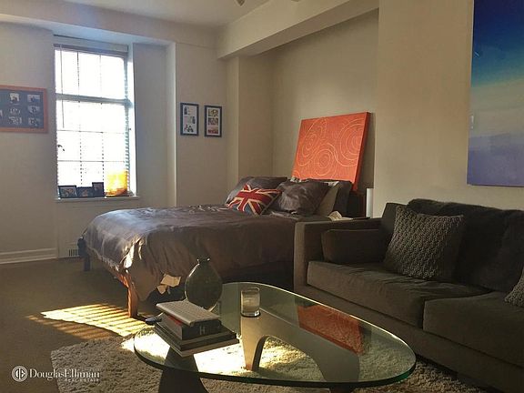 3rd image of 405 W 23rd St APT 15C