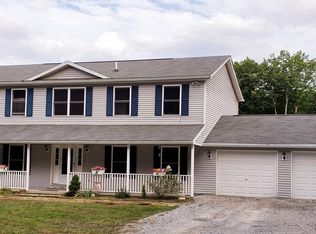24 Natures Dr, Honesdale, PA 18431