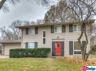 9705 Ohio St, Omaha, NE 68134