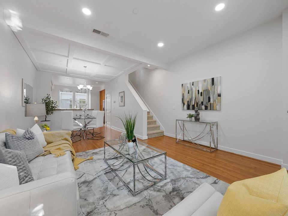 1st image of 189 Cahill Park Dr