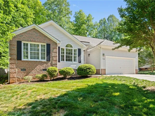 6408 Ivystone Dr, Jamestown, NC 27282