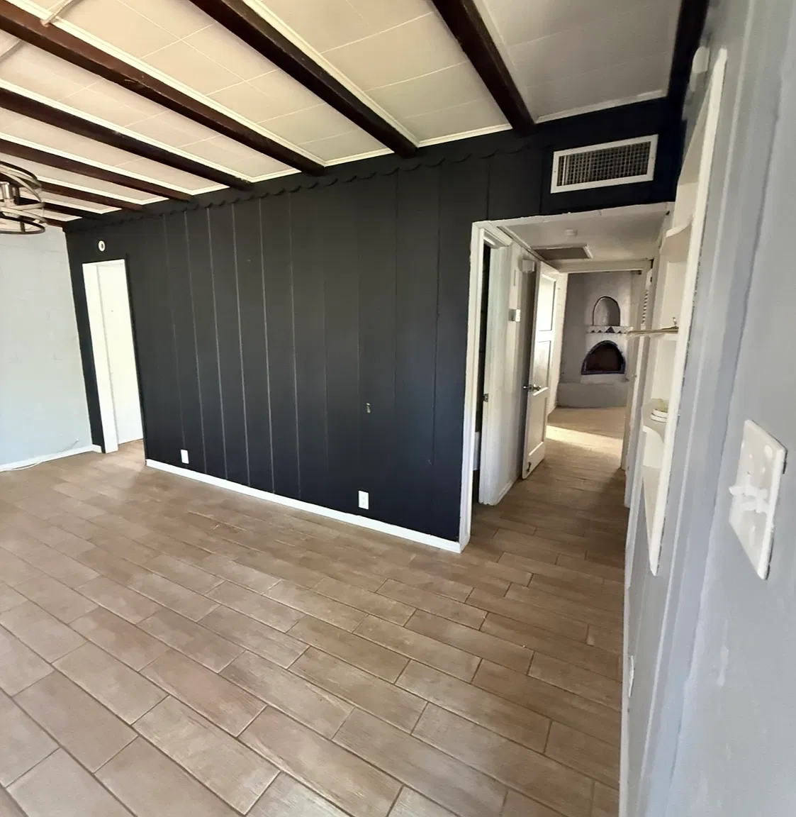 813 W Jacinto St — Photo 4