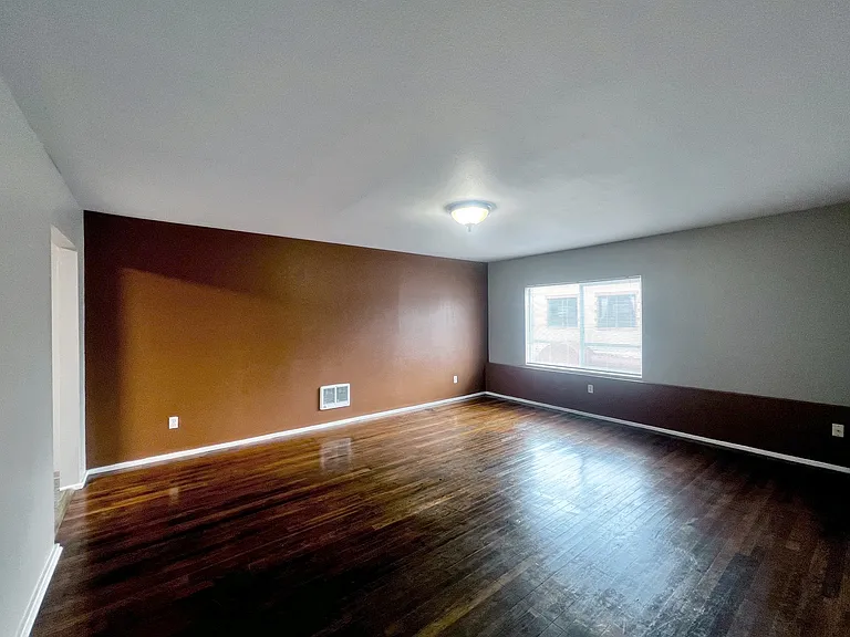 404 Pacific Ave S #A — Photo 9