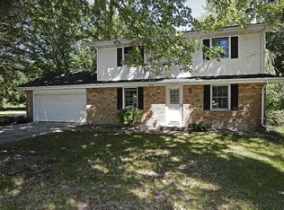 19108 Clear View Dr, Minnetonka, MN 55345