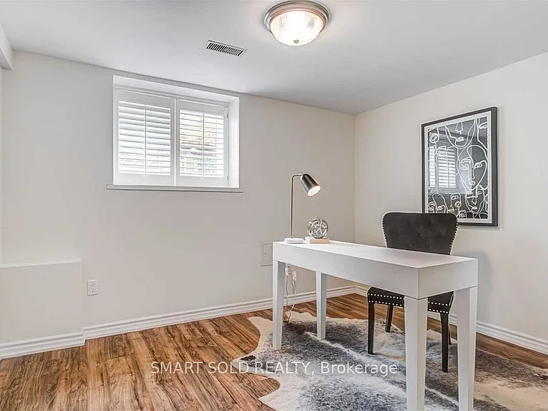 45 Abbeywood Trl #MAIN FLOOR — Photo 27