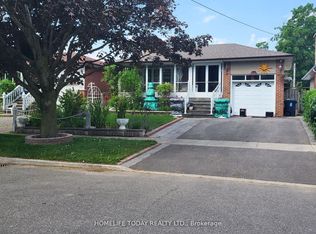 10 Doerr Rd, Toronto, ON M1P 4M6