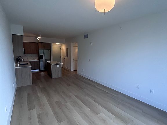 3rd image of 2530 NE 182nd St #A2