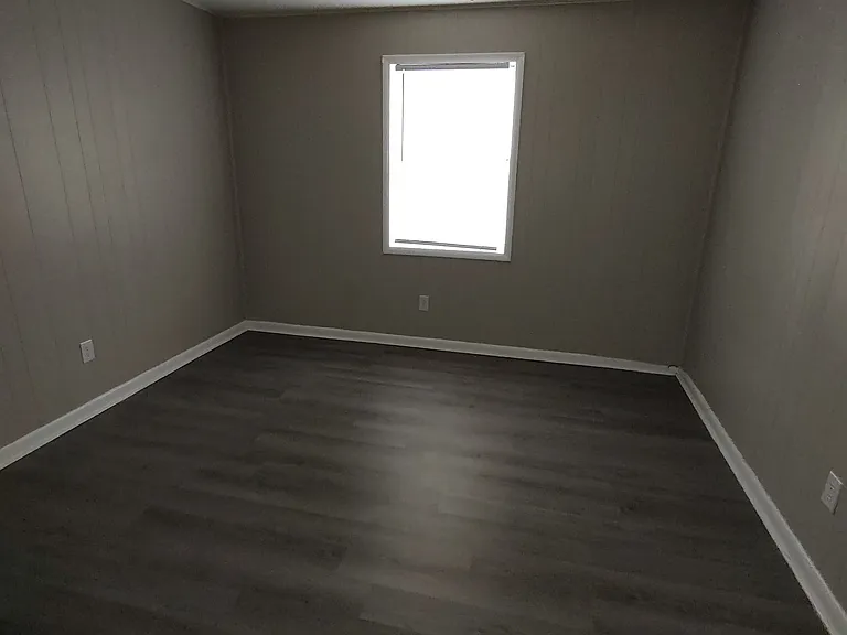 101 Morgan Ave SW — Photo 2