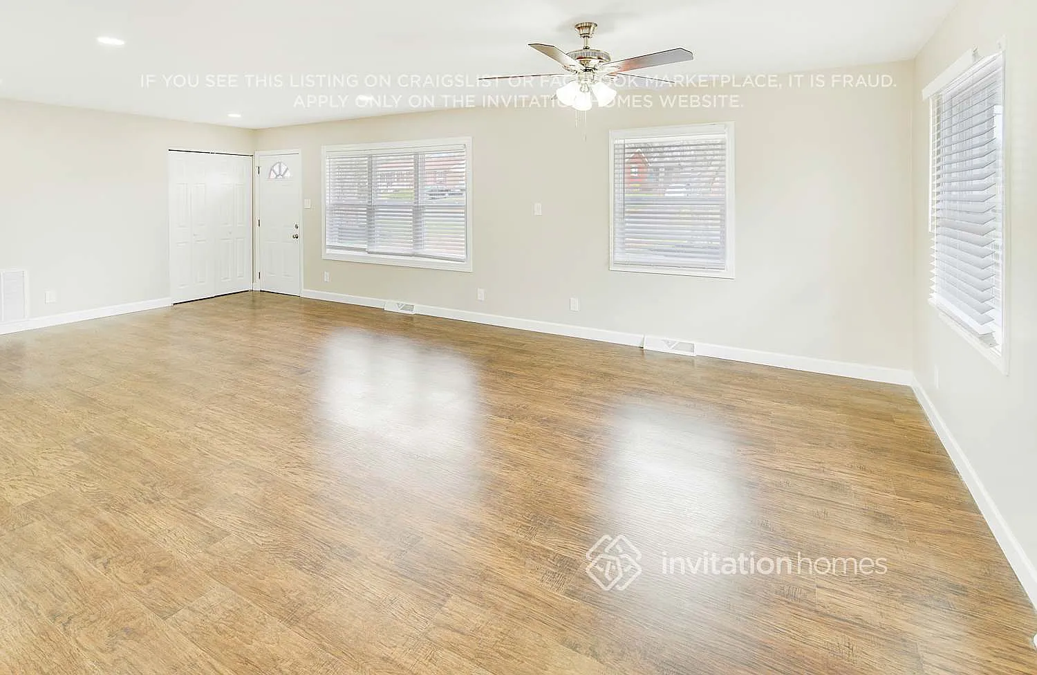4240 Winedale Ln Charlotte, NC 28205 — Photo 3