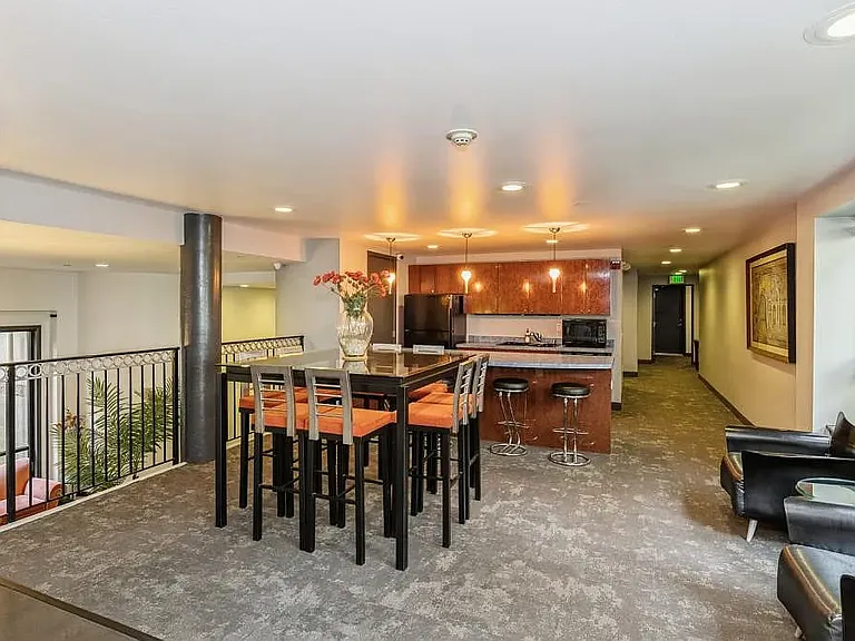 323 Queen Anne Ave N #616 — Photo 3
