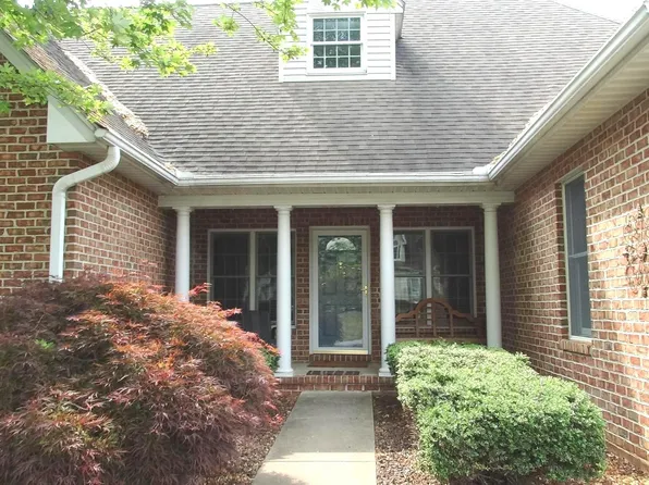 6986 Fairway Oaks, Fayetteville, PA 17222