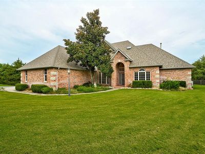 2675 W Crystal Springs Cir, Edmond, OK, 73012