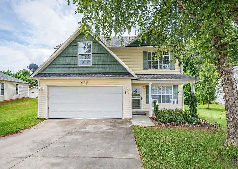 211 Night Heron Dr