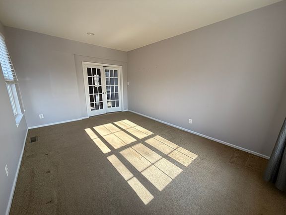 1st floor flex - office/playroom