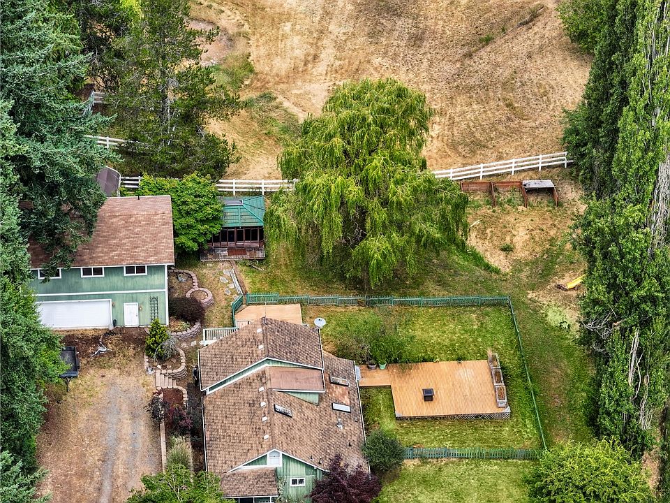 1st image of 22424 SE 20th Street