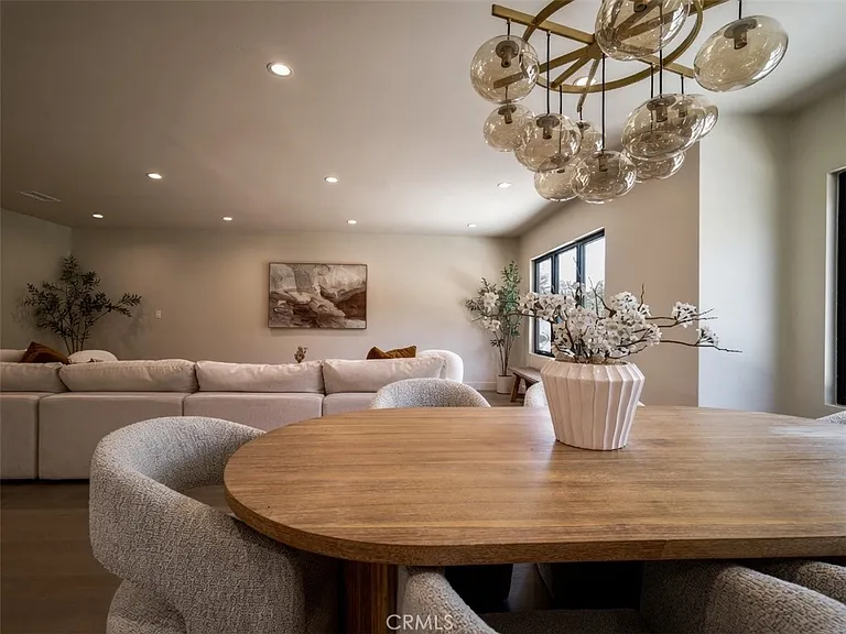 4819 Genesta — Photo 12