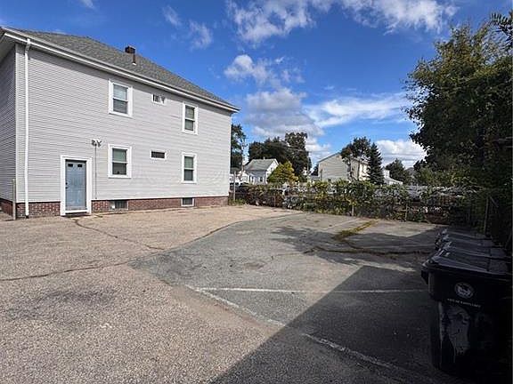 5th image of 189 Vine St