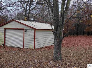 21764 Phantom Rd, Warsaw, MO 65355