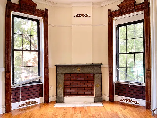 Rented by Bedford Brownstone Realty | media 17