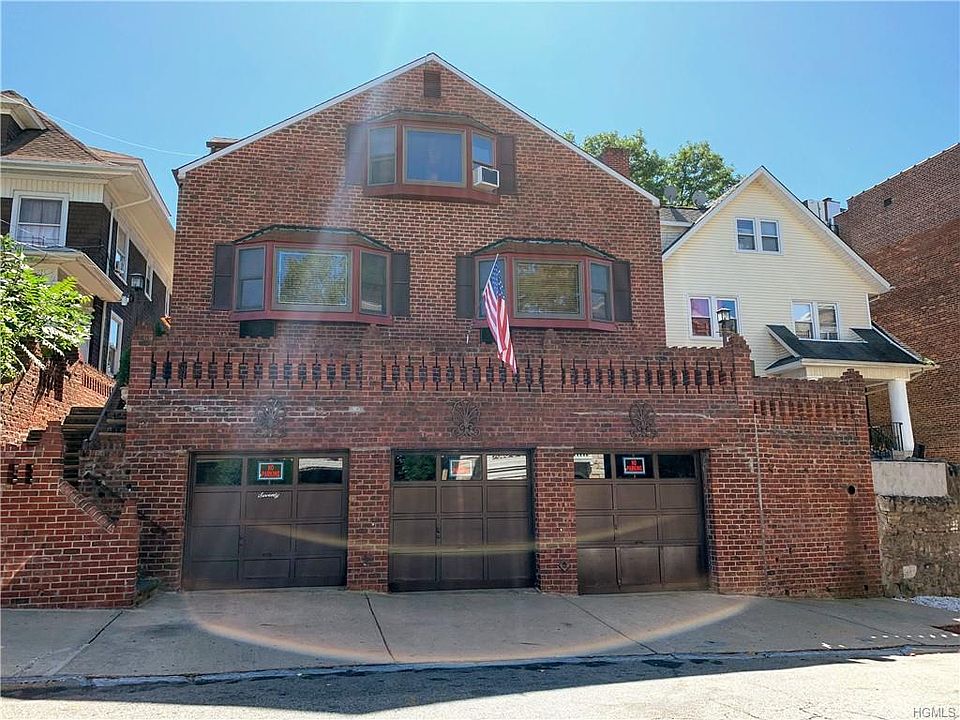 1st image of 70 Saint Andrews Pl APT 1