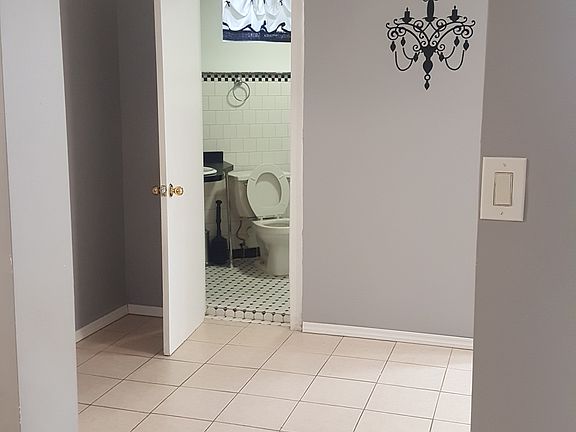 4th image of 21212 33rd Ave