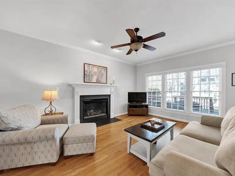 10625 Highstream Dr — Photo 8