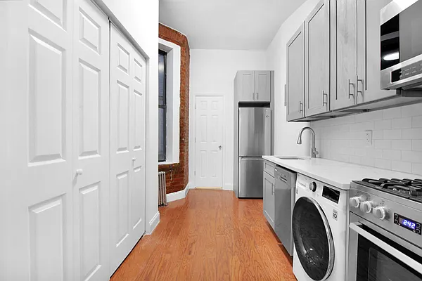 Rented by Corcoran | media 4