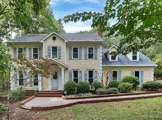 4600 Sarandon Ct, Charlotte, NC 28215