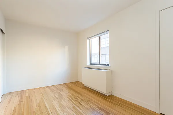 Rented by Compass | media 34