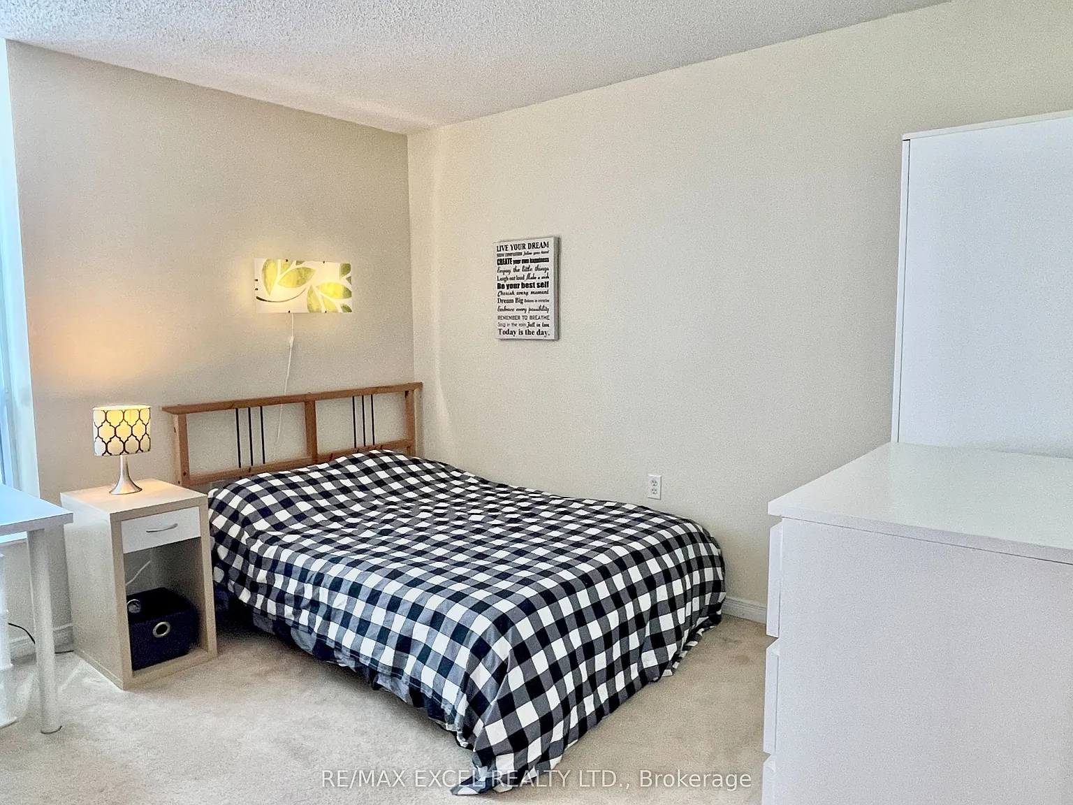 Studio, $2,150 — Photo 3
