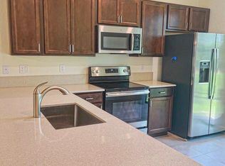 10019 W Villa Cir, Vero Beach, FL 32966