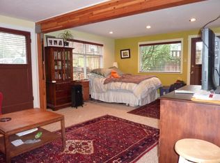 937 32nd Ave, Seattle, WA 98122