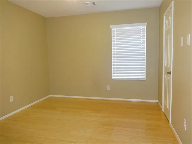2302 Turnbury Elm Ct — Photo 15