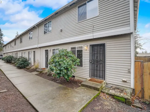 211 SE 126th Ave APT 9, Portland, OR 97233