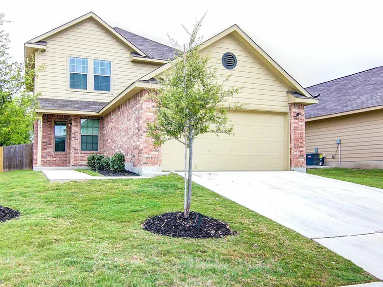 5523 Degan Way — Photo 3