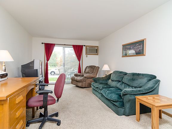 3rd image of 7759 142nd St W APT 101