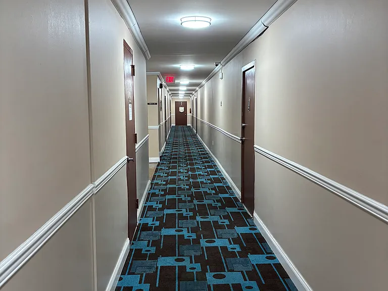 Montgomery Towers — Photo 6