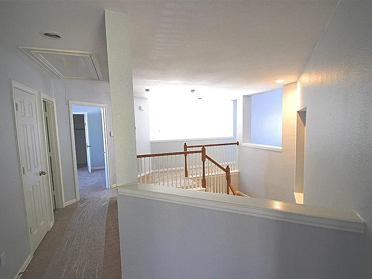 18620 Gibbons Dr — Photo 18