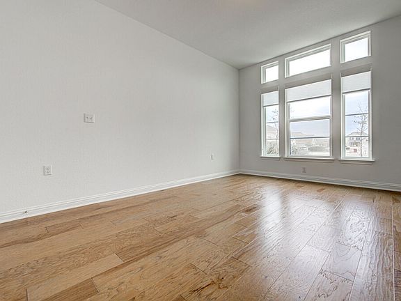 5th image of 7100 Poulain Dr