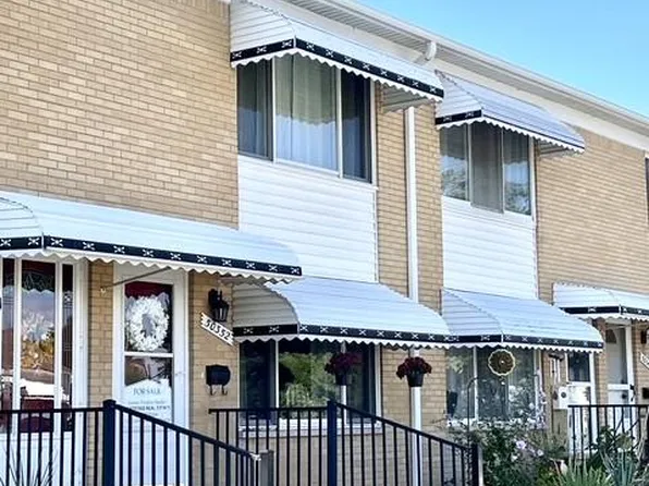 50352 Helfer Blvd, Wixom, MI 48393