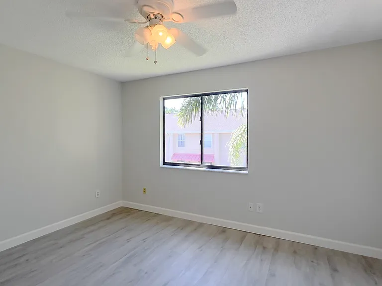12115 Pepperdine Pl #12115 — Photo 13