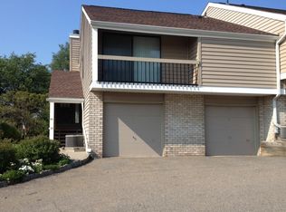 40 Overlook Dr #2302, Clinton, NJ 08809