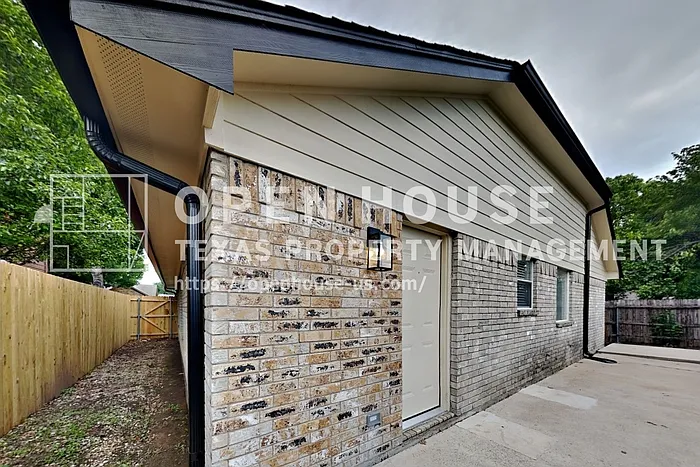 5900 Stone Meadow Ln — Photo 18