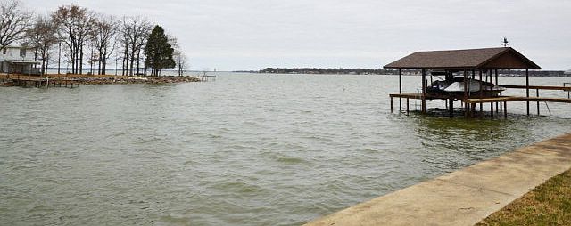 1st image of 282 Shady Shores Dr