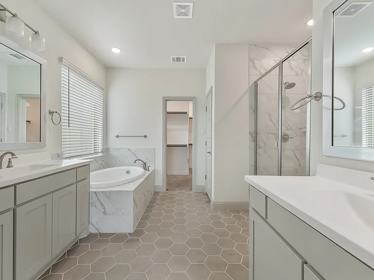 3208 Heathrow Rd — Photo 11